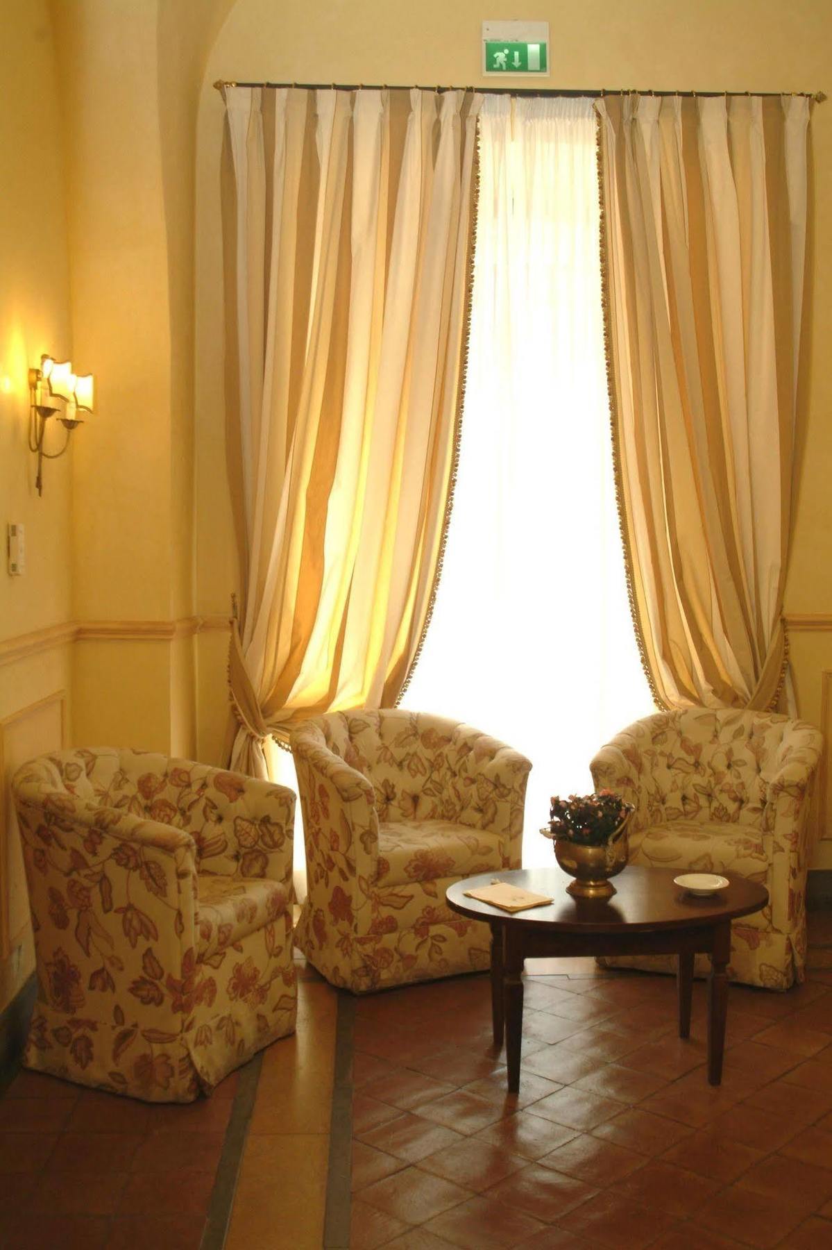 Hotel La Ville Catania Exterior photo