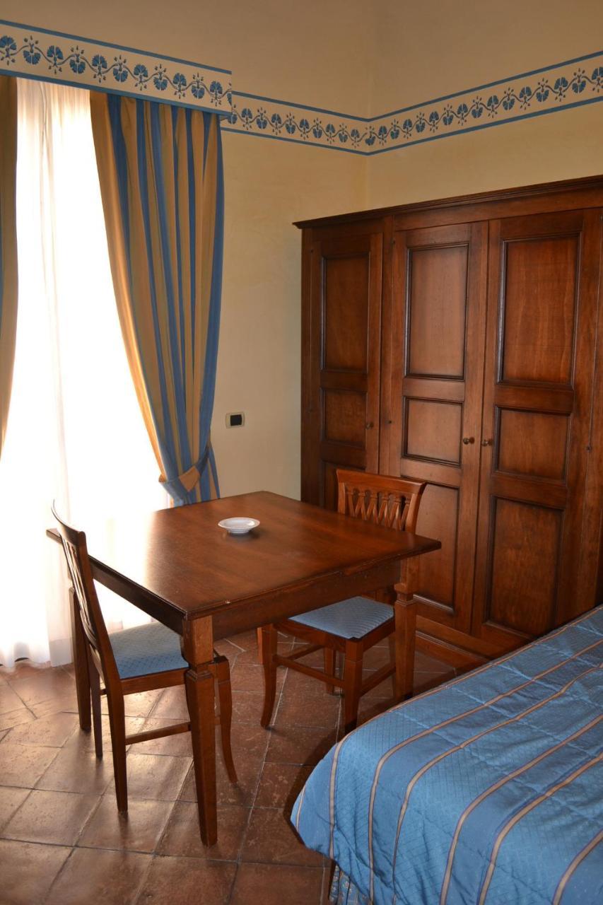 Hotel La Ville Catania Exterior photo